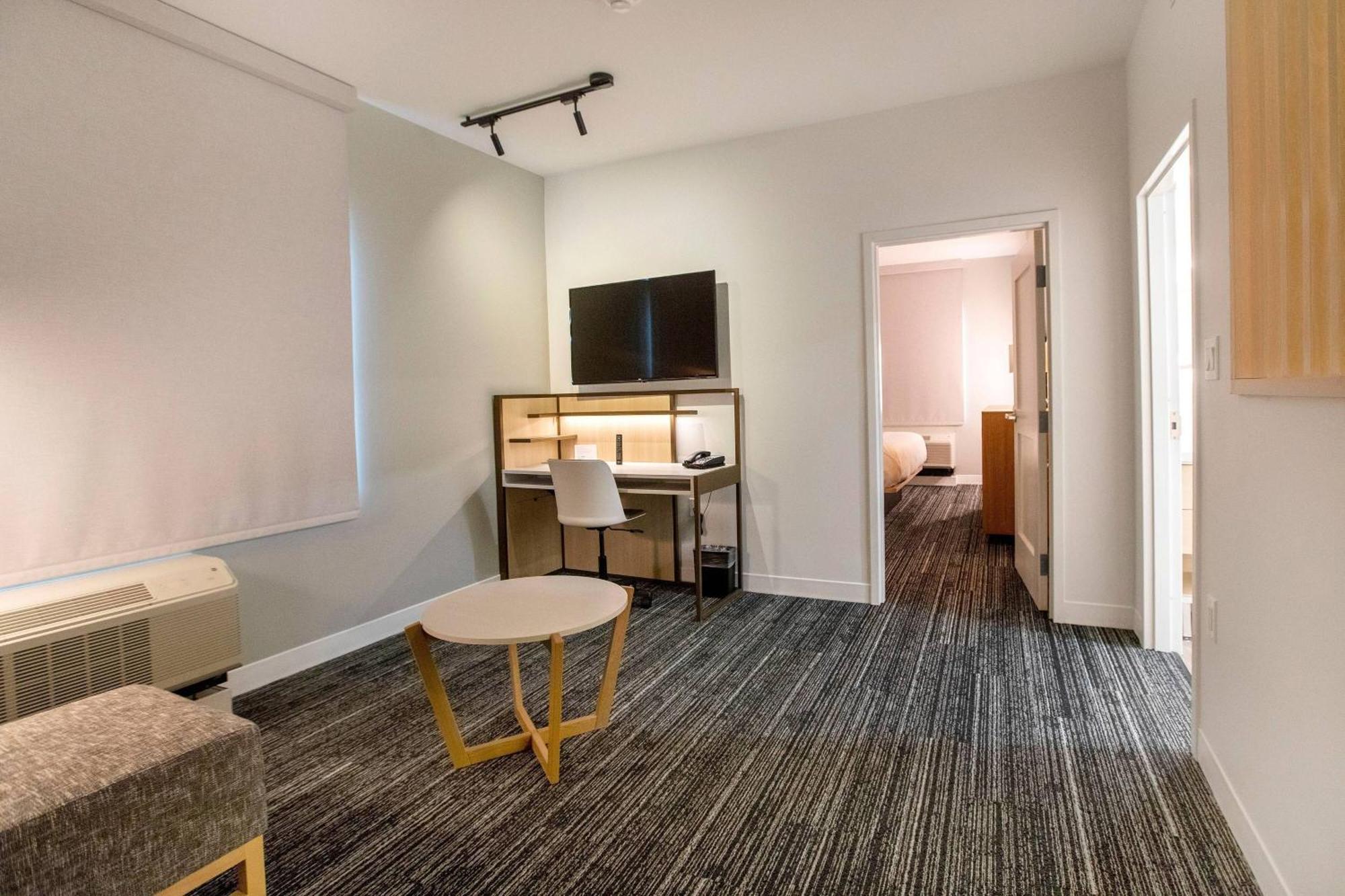 Towneplace Suites By Marriott Conroe Eksteriør billede